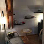 Au Bord De L'eau